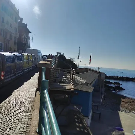 Апартаменты Casa Tabata Fronte Mare Генуя